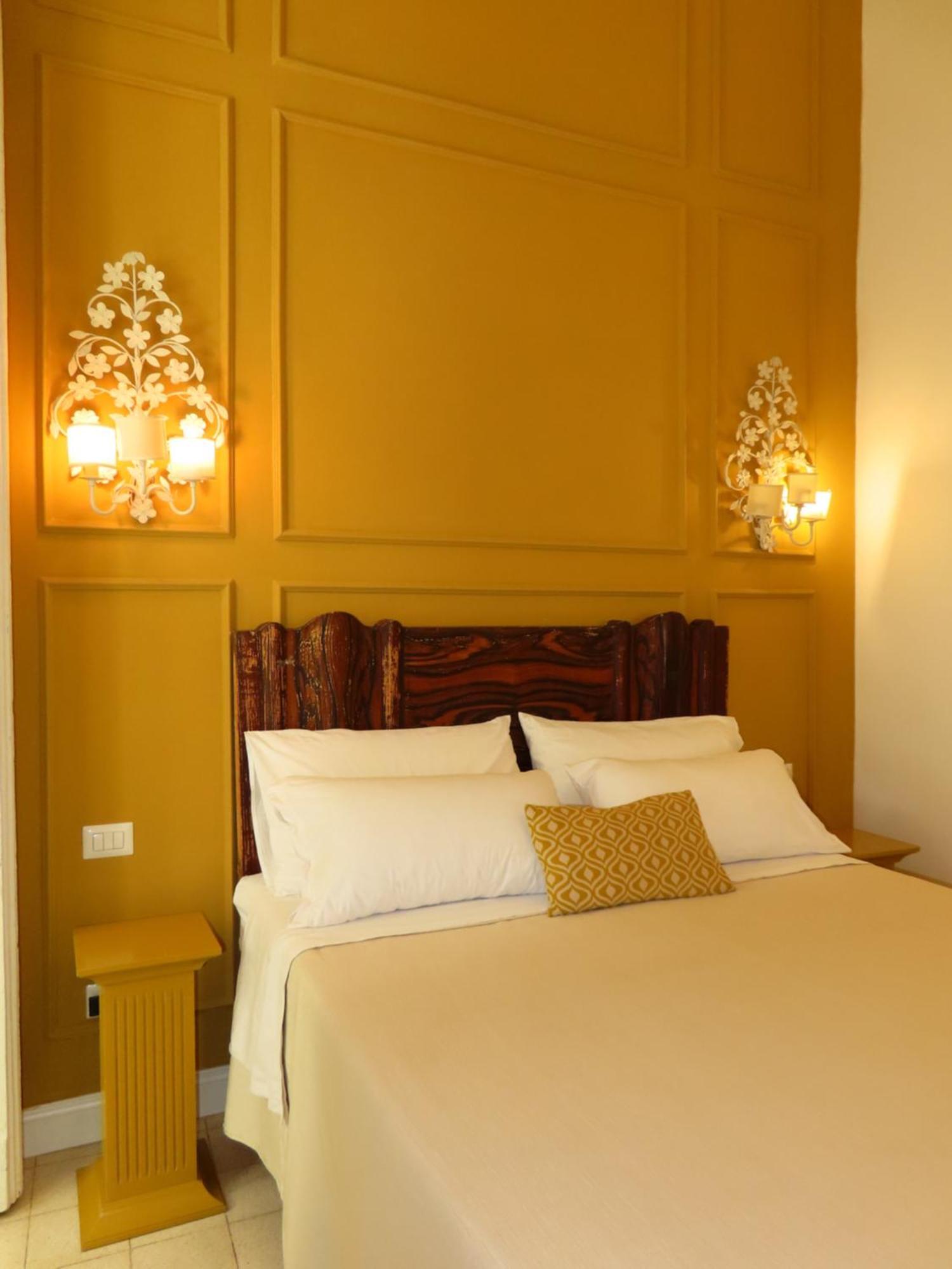 Casa Orlanda Apartment เนเปิลส์ ภายนอก รูปภาพ