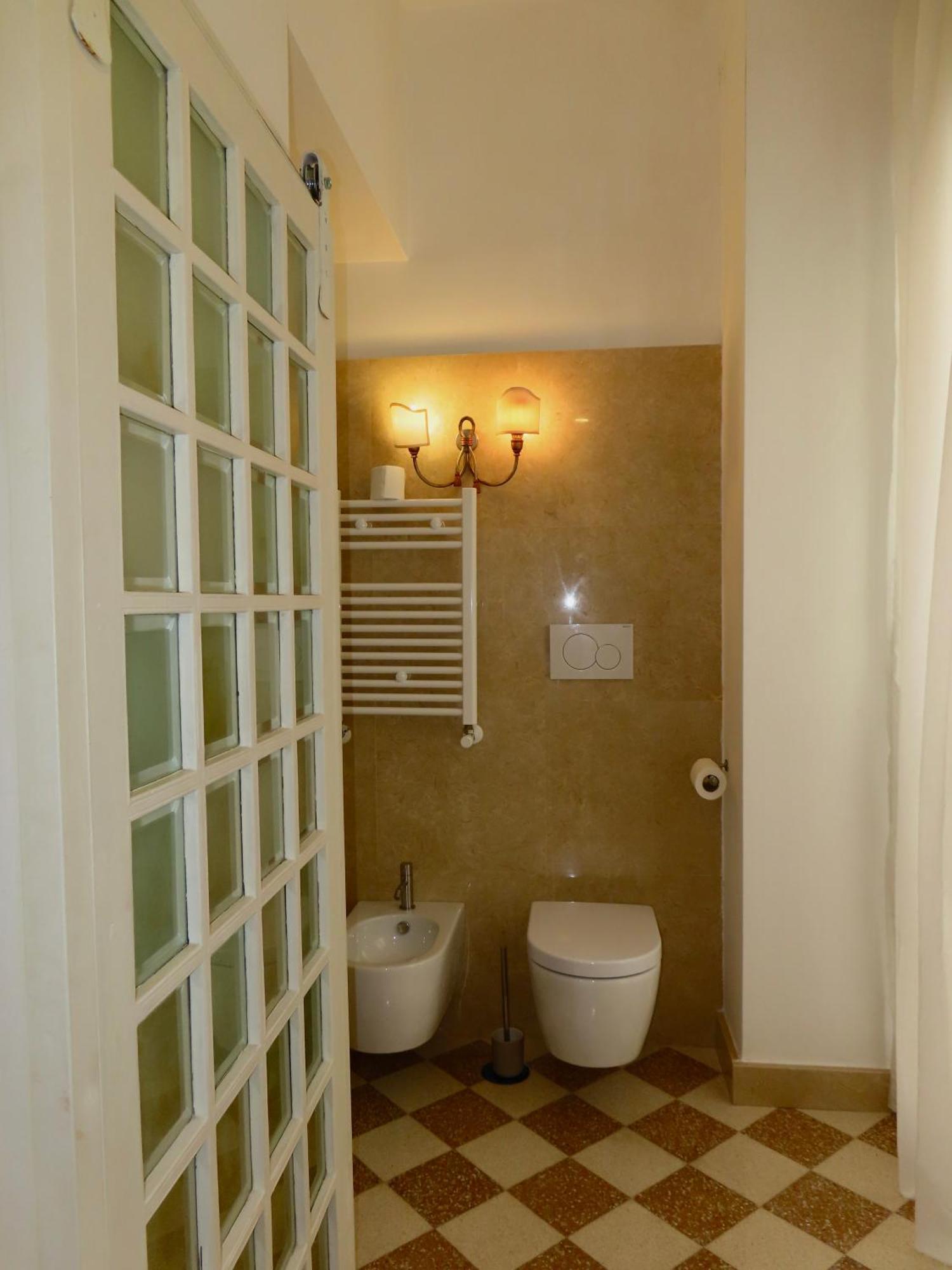 Casa Orlanda Apartment เนเปิลส์ ภายนอก รูปภาพ