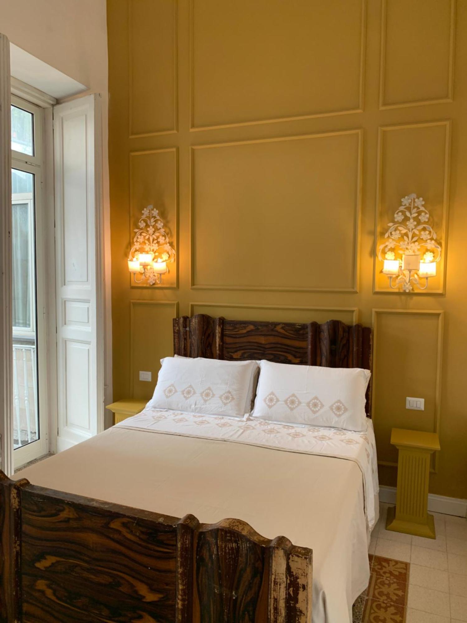 Casa Orlanda Apartment เนเปิลส์ ภายนอก รูปภาพ